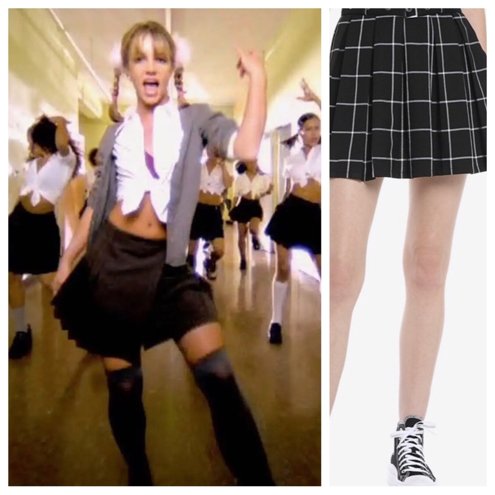 HOT TOPIC black & white pleated mini skirt with long grommet belt, sz XS Junior